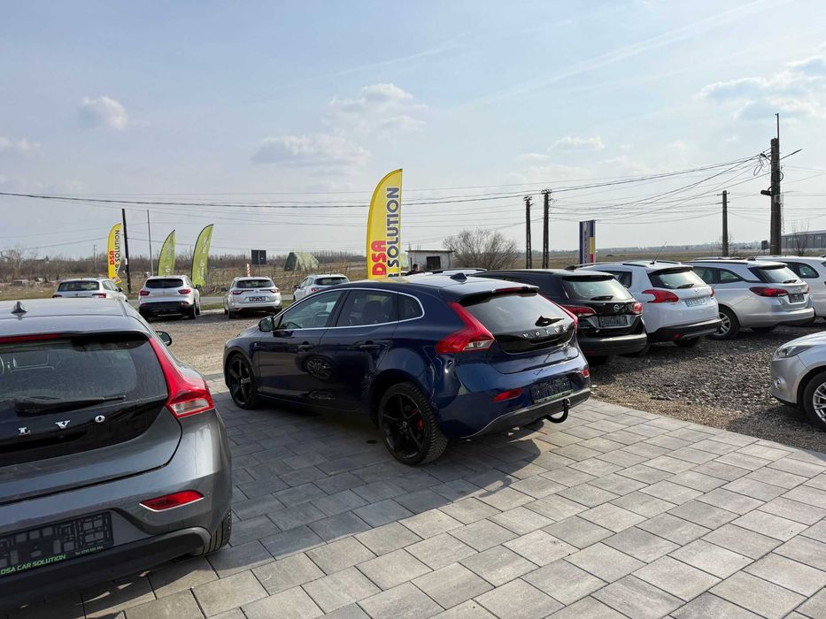 Volvo V40 Ocean Race 2016 - 2.0 diesel - 7490e