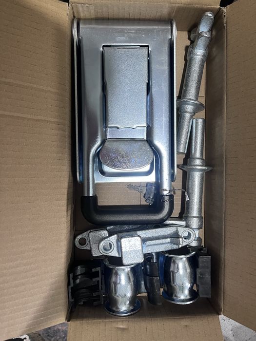 Дверной замок для грузавика