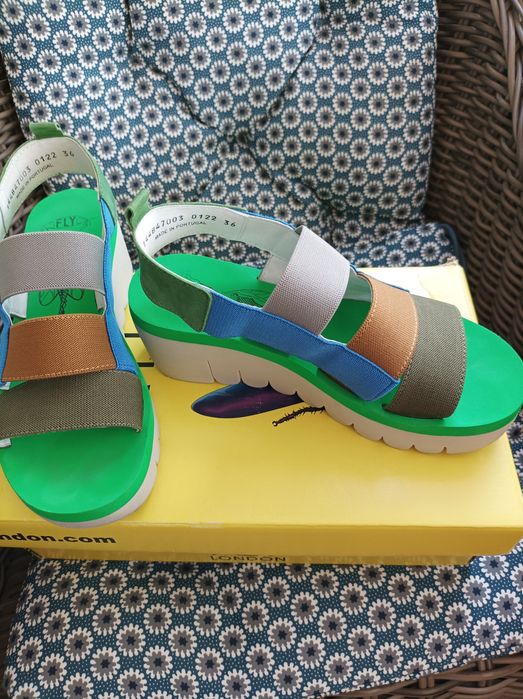 Дамски сандали Fly London нови