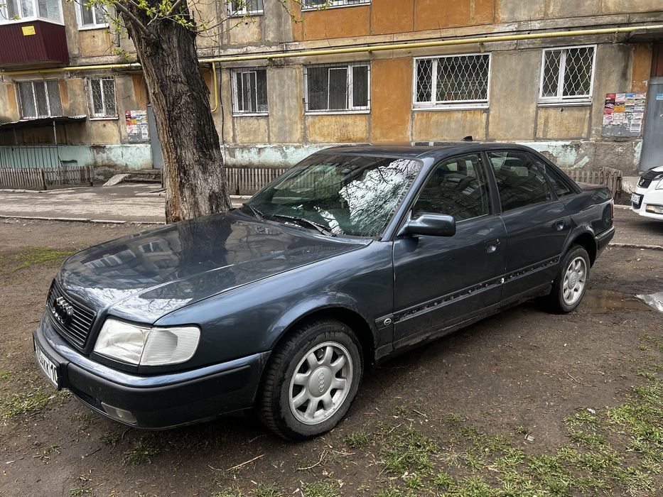 продам Ауди 100 с4 2.6