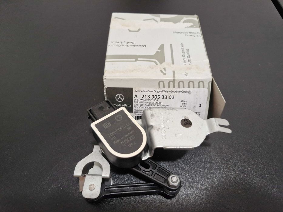 Senzor nivel reglare far Mercedes OE-A2139053302