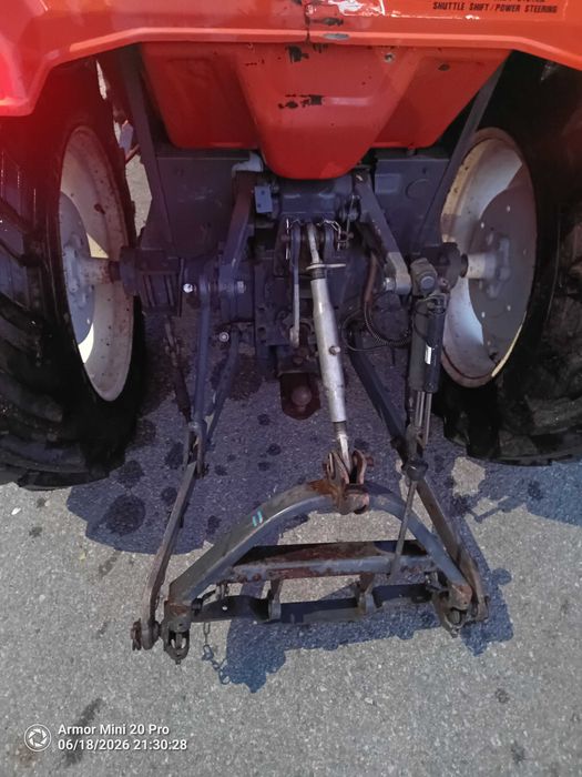 Трактор Hinomoto N249 4x4 с инвентар