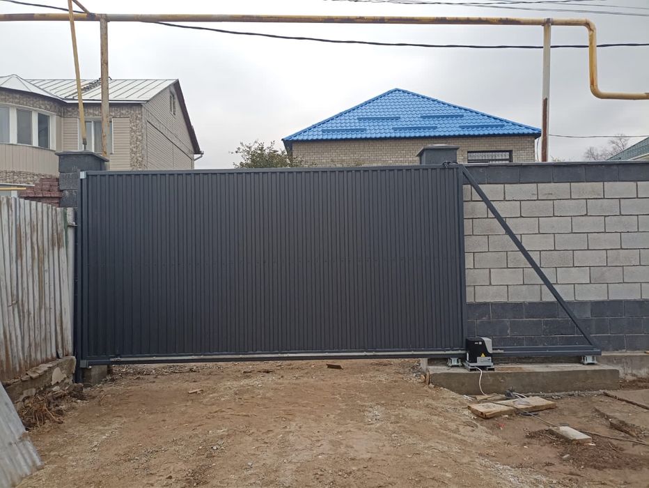 секционные ворота