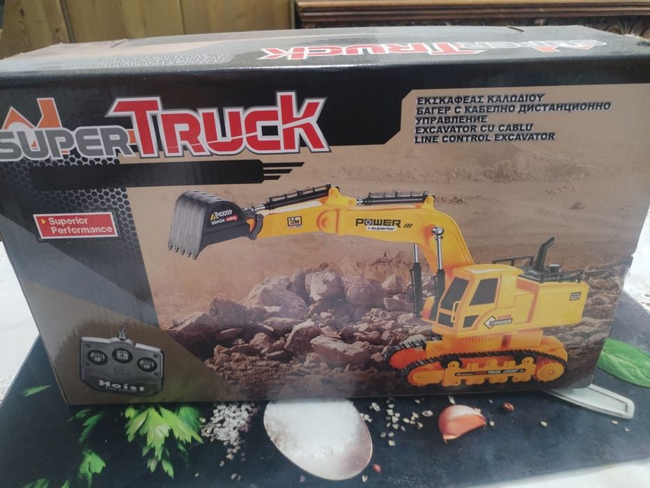 Jucarie Excavator cu telecomanda