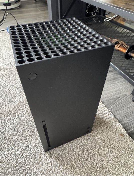 Xbox series X + 2 controllere