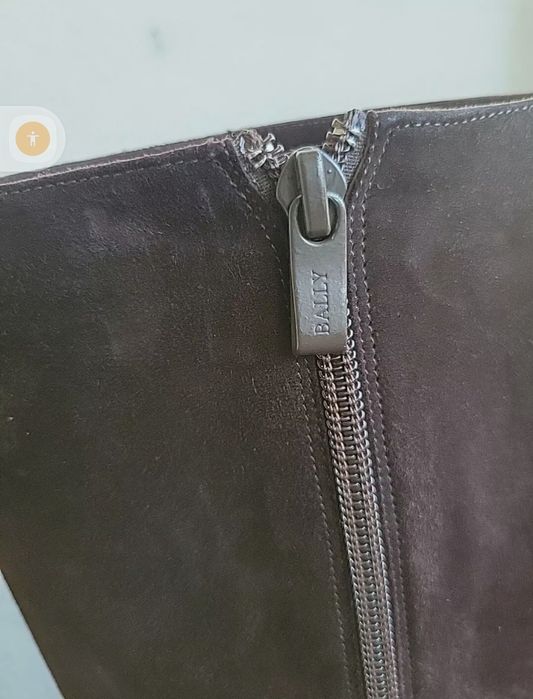 Кожаные женские сапожки