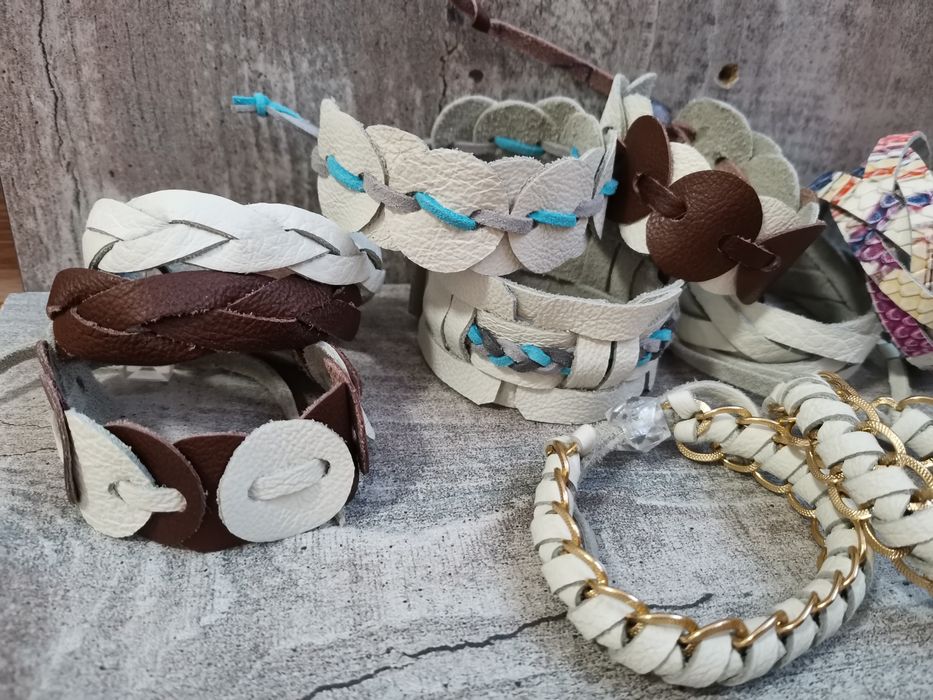 Продам кожаные  браслеты