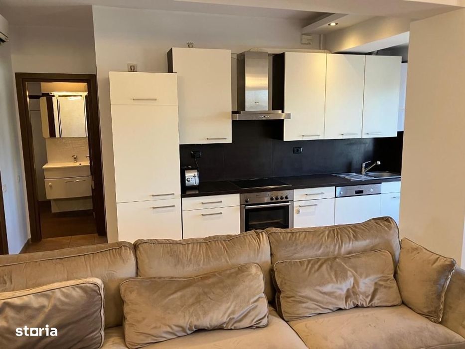 Apartament 3 camere cu terasă în Eminescu