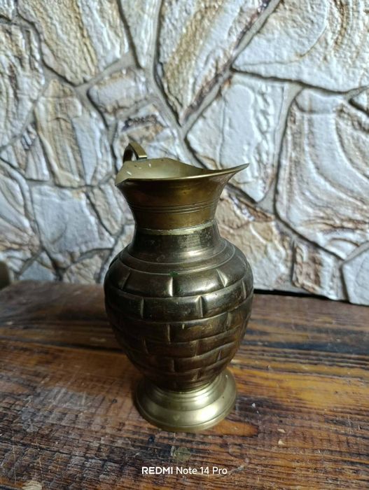 Стара бронзова кана