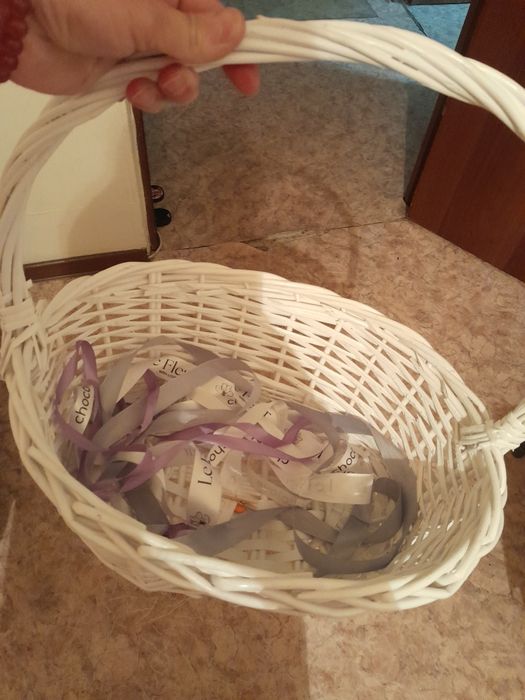 Корзину новый продам