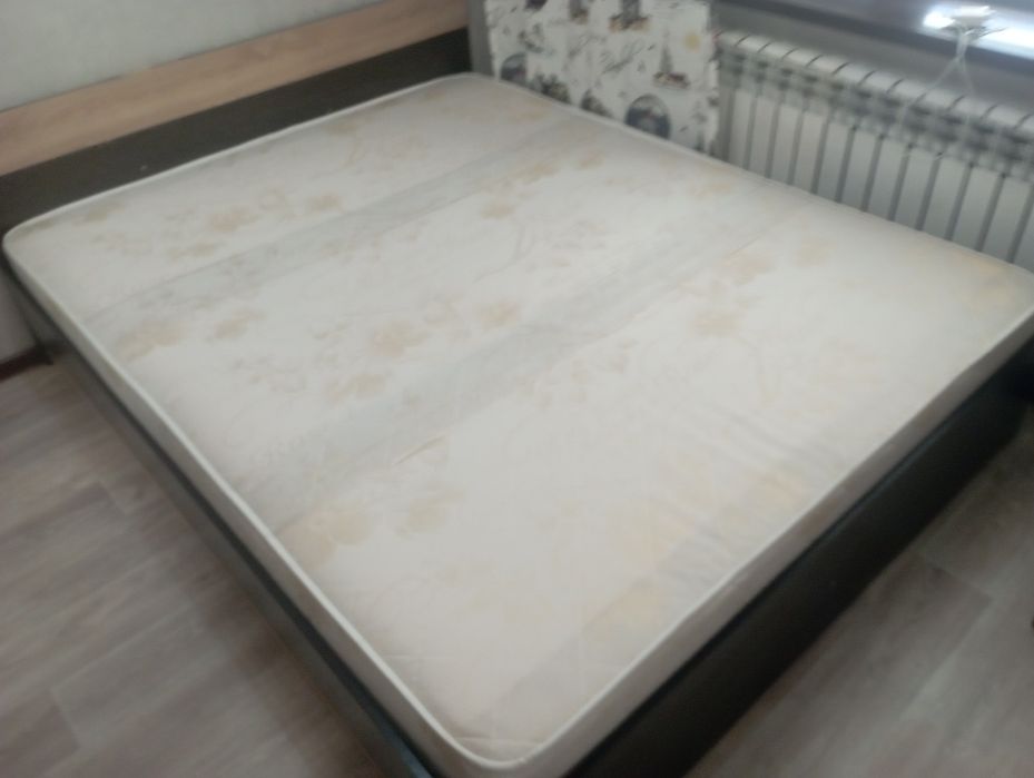 Продам 2-х местную кровать