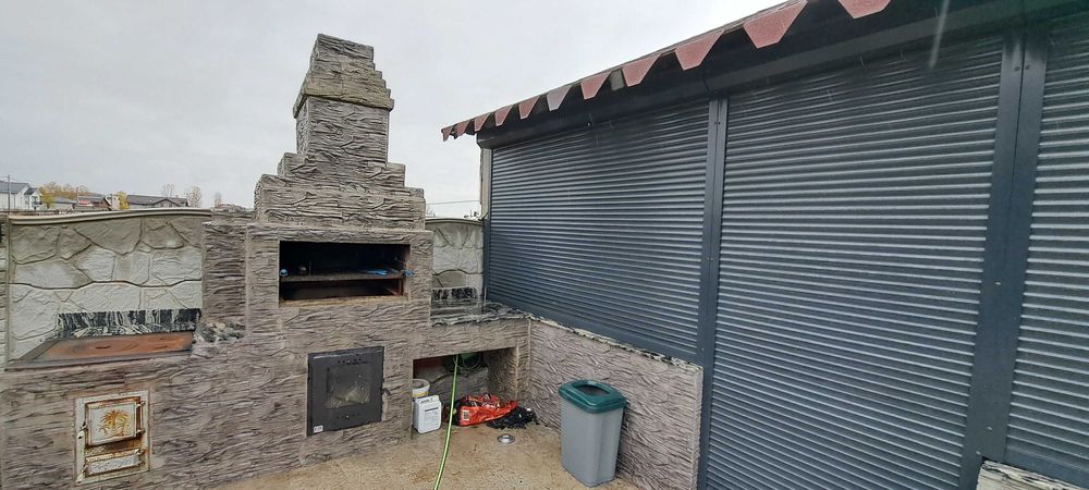 RULOURI Aluminiu si Usi de garaj rezidentiale SECTIONALE