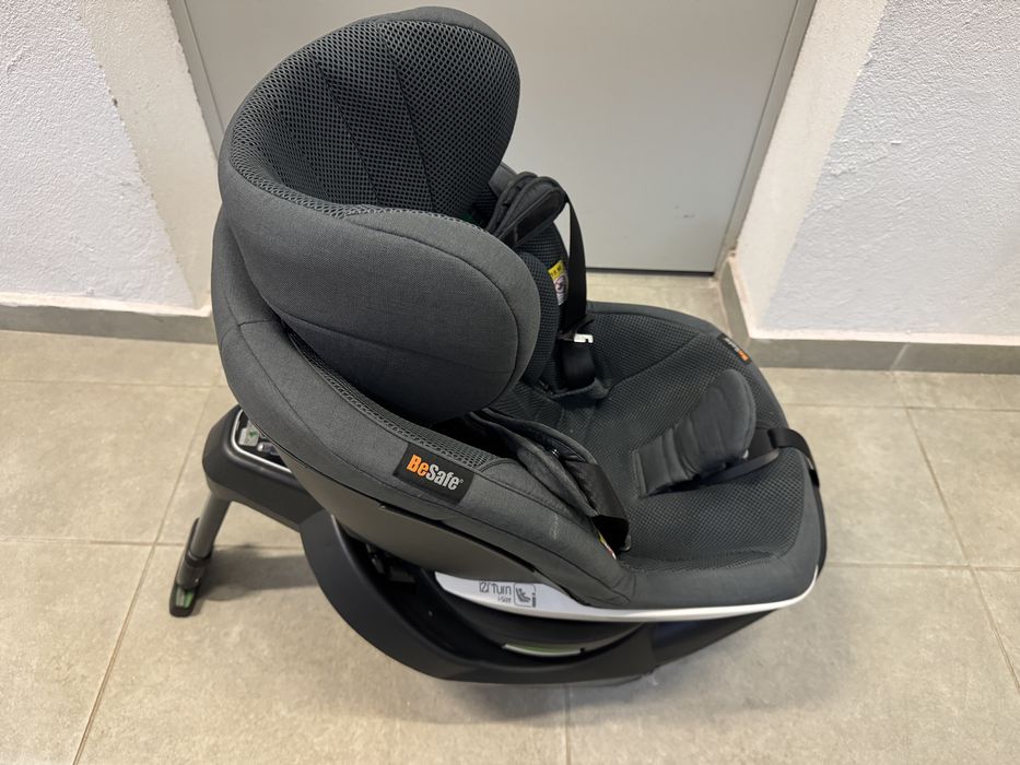 Scaun auto BeSafe iZi Turn i-Size, rotativ 360°, ISOFIX – stare excelentă.6 luni-36 luni