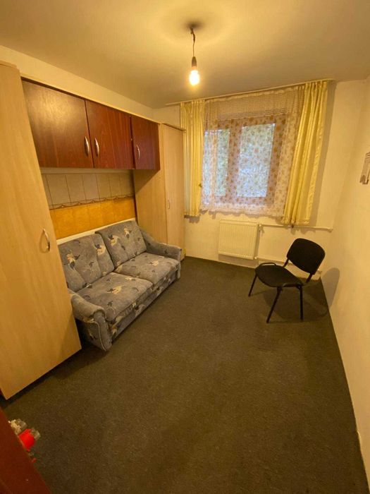 De vanzare Garsoniera Rogerius 26 mp