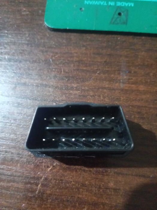 Сканер OBD2  Vgate iCar Pro