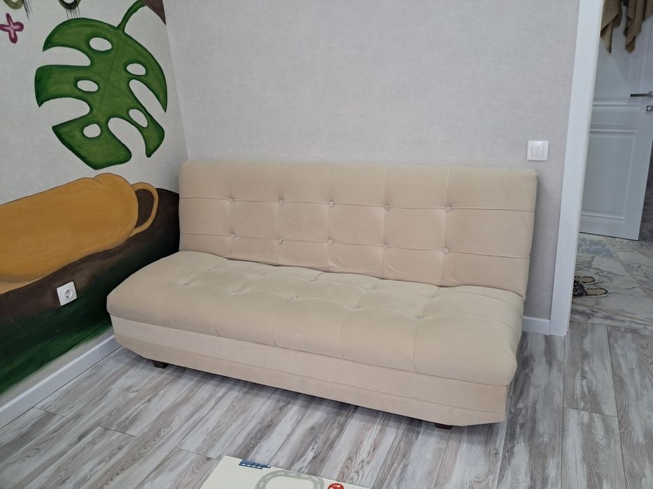 Продам диван в отличном состоянии