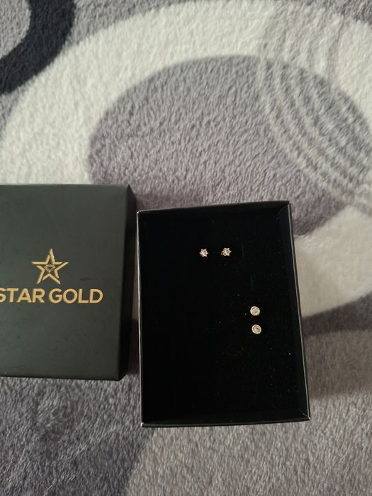 Cercei aur cu șurub