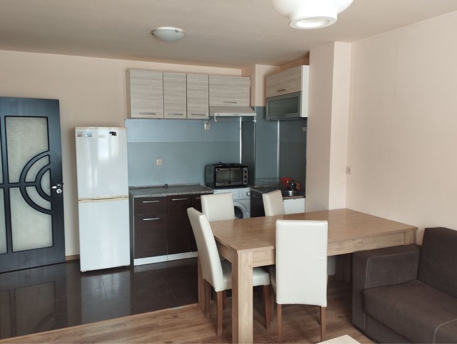 Продава се Двустаен апартамент в София, Център - 65 кв.м за 20 €/кв.м - Снимка #2