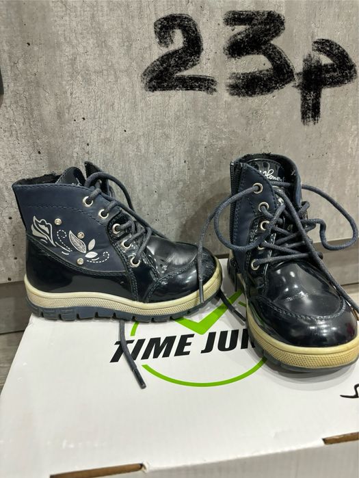 Продам детские обуви