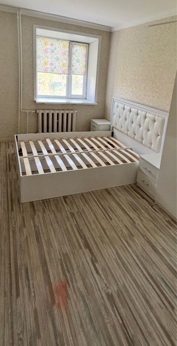 Спальный кровать
