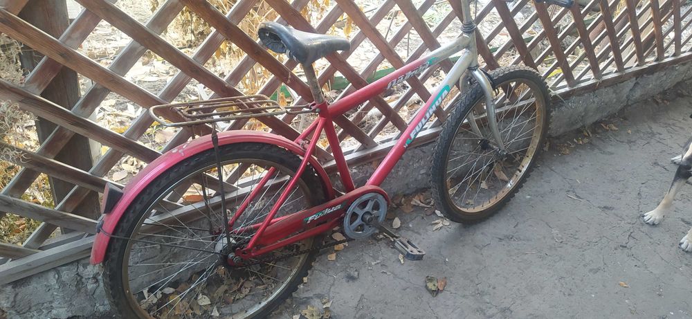 Велосипед подросковый-взрослый.