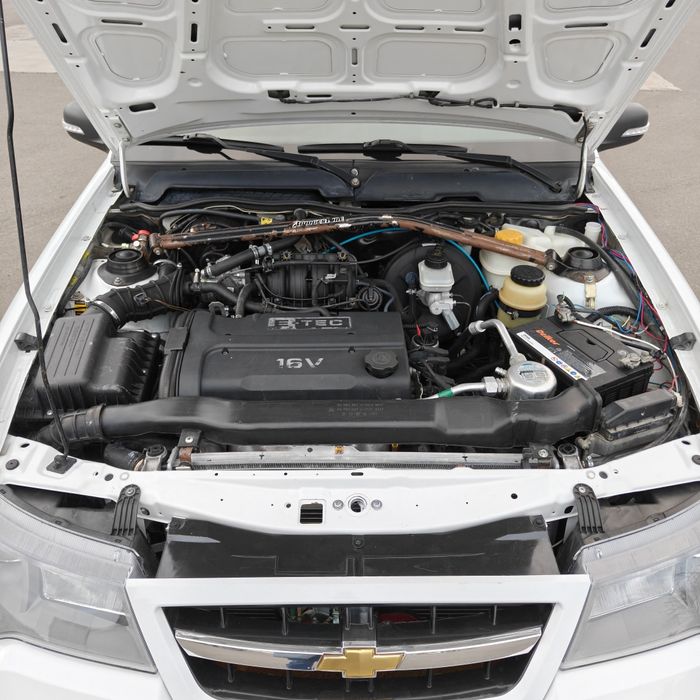 Nexia 2, 2014, 1,6 л DOHC, в очень хорошем состоянии