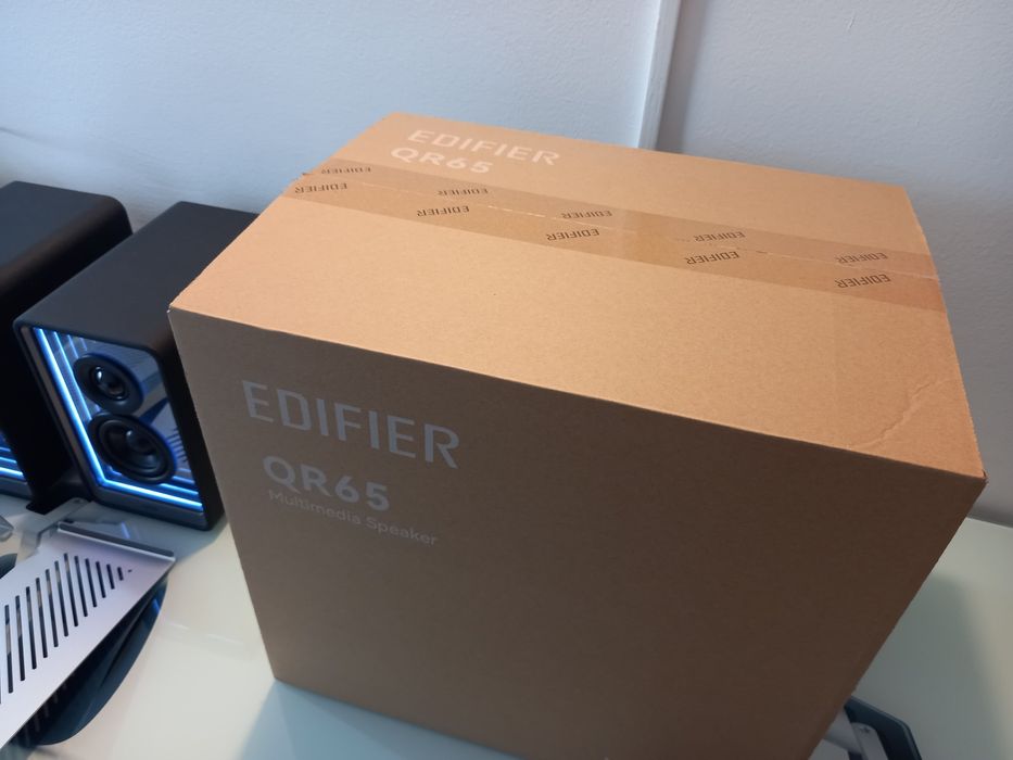 Boxe Edifier QR65 Bluetooth – ca noi, cu iluminare RGB ambientala