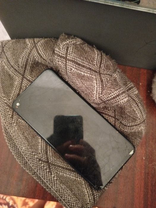 Обменяю оппо а52