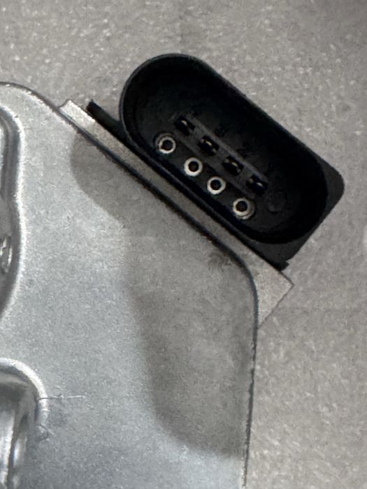 Дроселова клапа за AUDI 3,0TDi- Производител VDO/CONTINENTAL