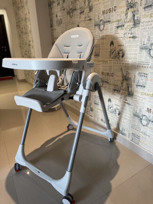Бебешки стол за хранене Peg Perego