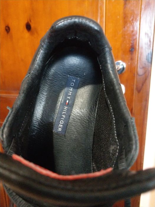 Tommy Hilfiger 42нм. 27,5см.