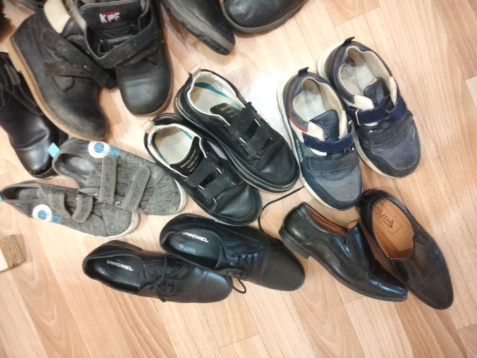 Обувь для детей сапожки, ботинки