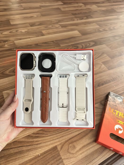 Часы со сменными ремешками