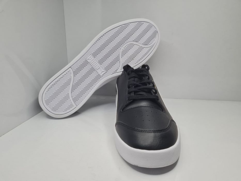 Кецове Puma Shuffle

Чисто нови с кутия. 

Размер 44.5 стелка 29 см.