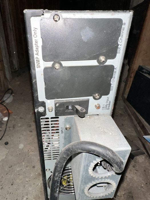 UPS 6000VA/ 4200W