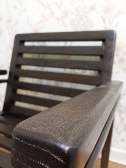 Кресло домашнее. Натуральное дерево