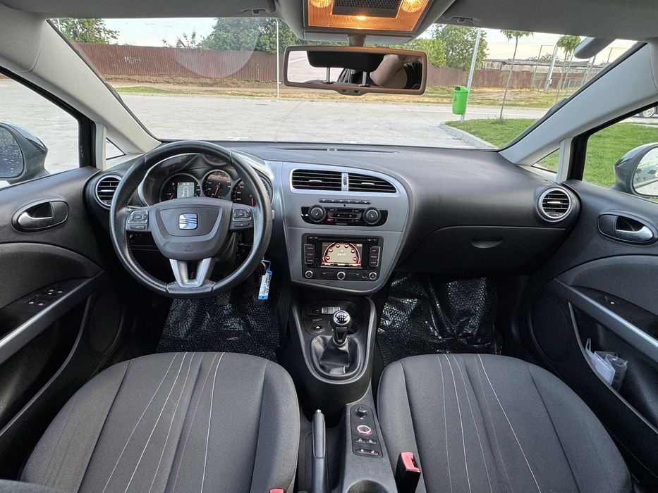 Seat Leon An2012 Euro5 NOU ADUS Navigatie 2Climatronic Jante Xenon Top