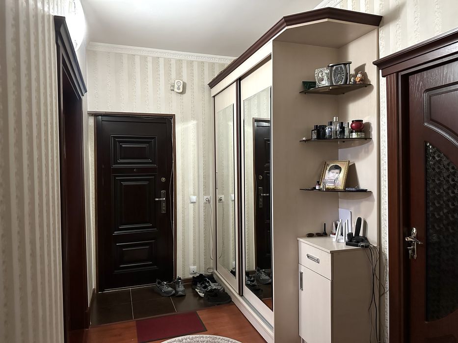 4/4/5 Тузель 2, Сдвоенный зал, балкон 2х6, 92м*, Корзинка, Крестик