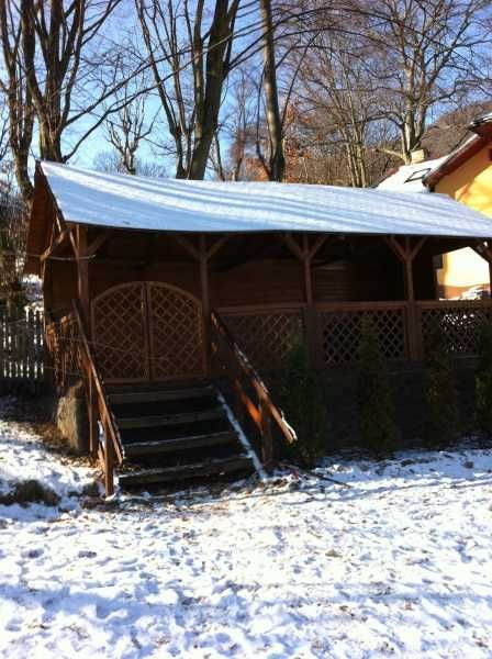 Inchiriere Cabana Mraconia