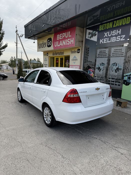 Nexia 3 avtomat sotiladi 6200$