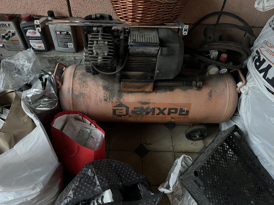 Продам компрессор