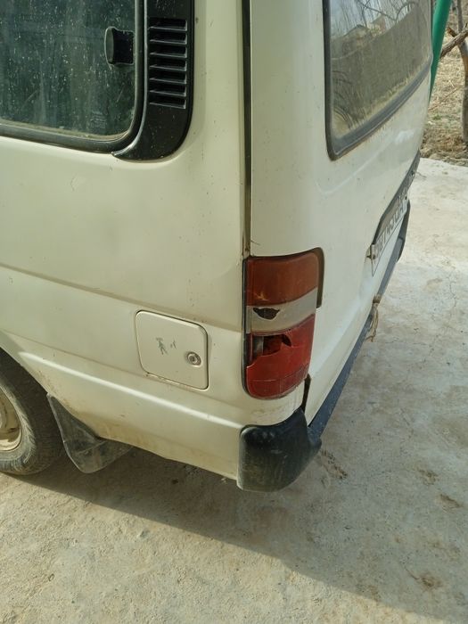 Toyota xeys  sotiladi