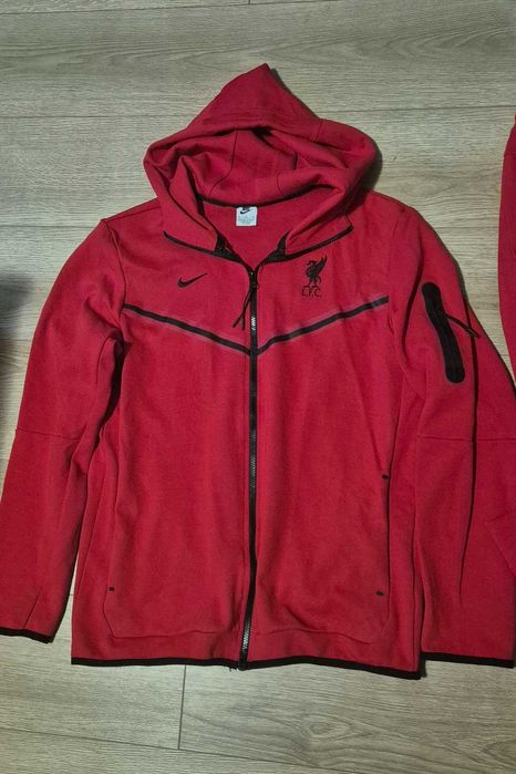 НОВО! - Екип Nike Tech Fleece Liverpool FC, размер XL
