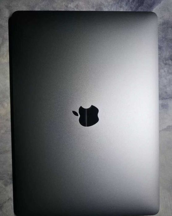 Macbook Air M1 2020 срочно