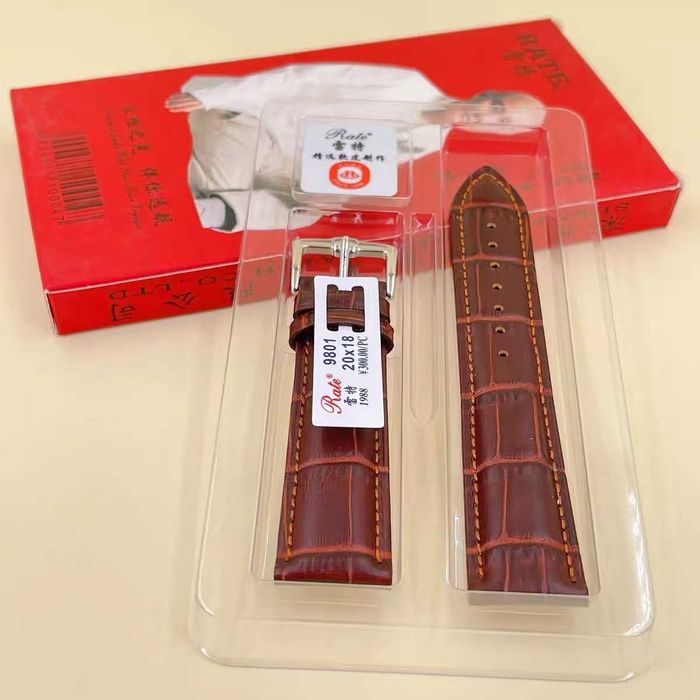 Ремешок от бренд RATE из натуральной кожи.