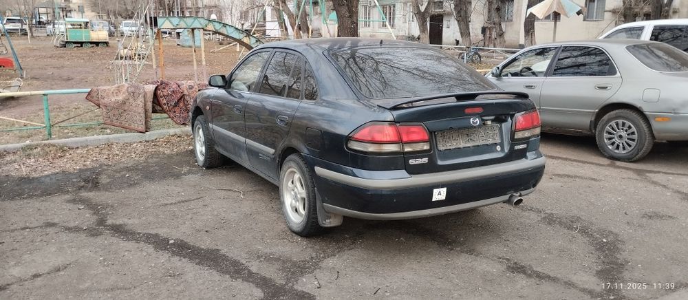 Автомобиль мазда 626