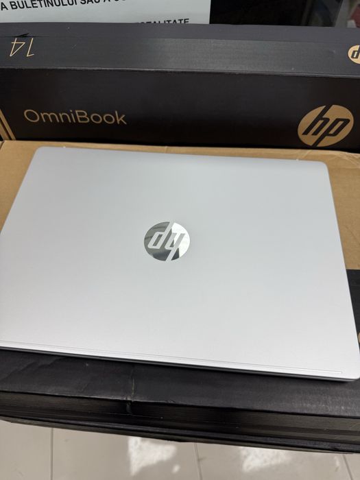 ZAP AMANET VITAN - Laptop HP OmniBook 5 - 14he0009ns - 1TB - 32 RAM