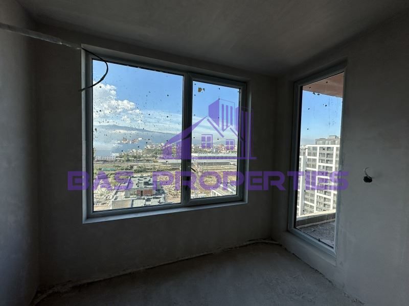 Продава се Двустаен апартамент в София, Банишора - 68 кв.м за 1315 €/кв.м - Снимка #3