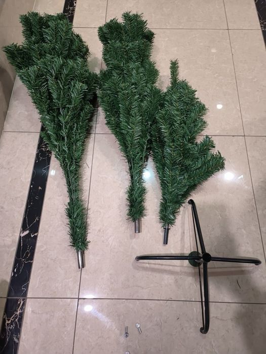 Елки искуственные разных размеров