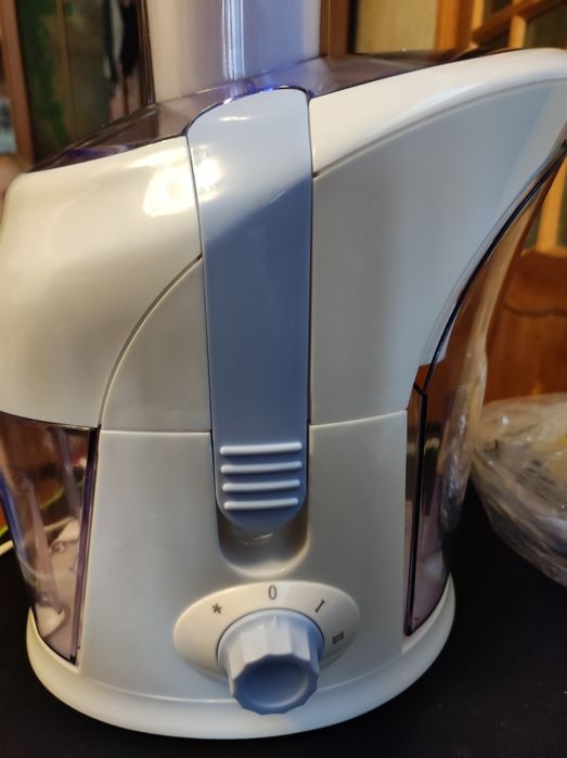 Соковыжималка электрическая